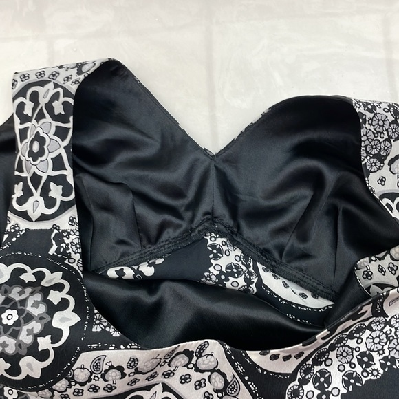 WHBM Black Silk Sleeveless Flowy Blouse Top Small - Picture 7 of 7